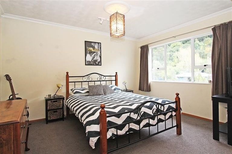 Photo of property in 37 Sowman Street, The Brook, Nelson, 7010