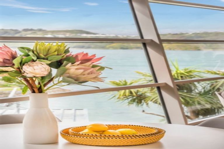 Photo of property in 414a Evans Bay Parade, Hataitai, Wellington, 6021