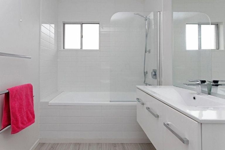 Photo of property in 1/36 Onslow Street, St Albans, Christchurch, 8014