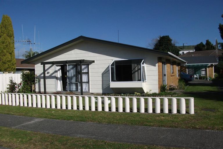 Photo of property in 32 Sylvania Drive, Matua, Tauranga, 3110