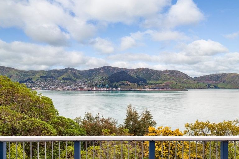 Photo of property in 11 Ranui Crescent, Diamond Harbour, 8971