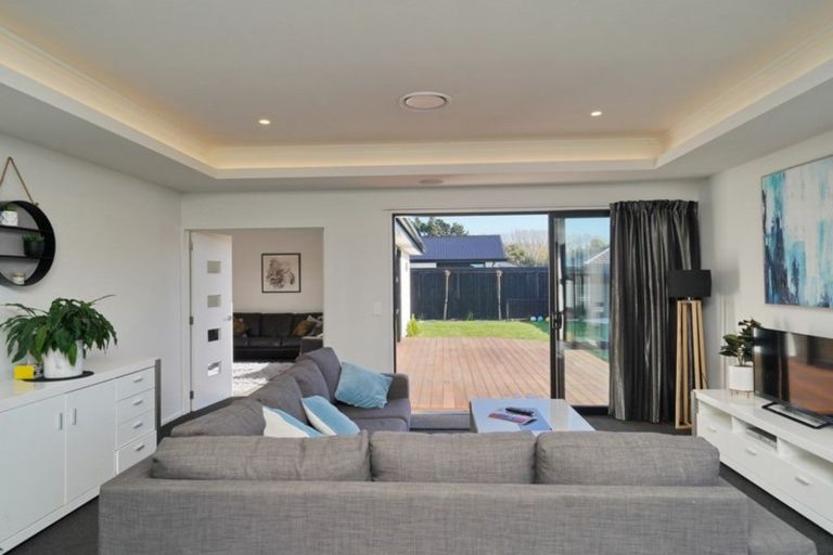 Photo of property in 14 Ellesmere Street, Marshland, Christchurch, 8083