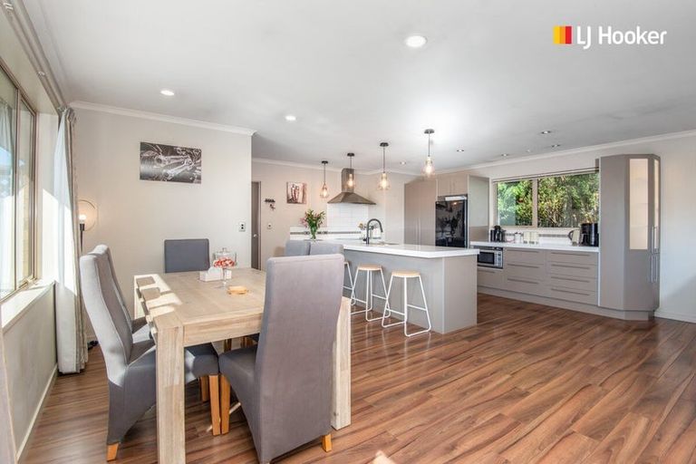 Photo of property in 1 Watt Street, Mosgiel, 9024