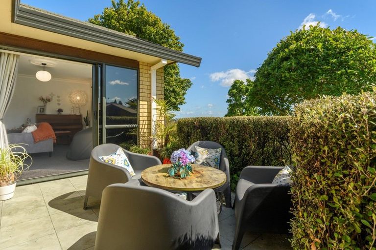 Photo of property in 70 Oteki Park Drive, Welcome Bay, Tauranga, 3112