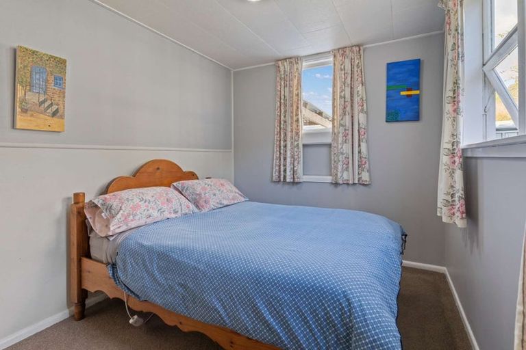 Photo of property in 18 Oxford Road, Lake Rotoma, Rotorua, 3074