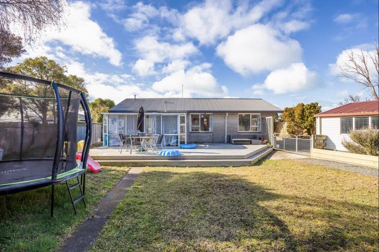 Photo of property in 69a Rowses Road, Aranui, Christchurch, 8061
