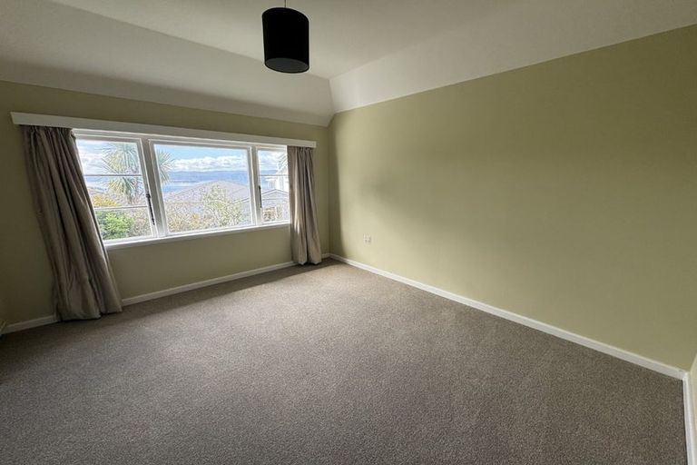 Photo of property in 43a Messines Road, Karori, Wellington, 6012