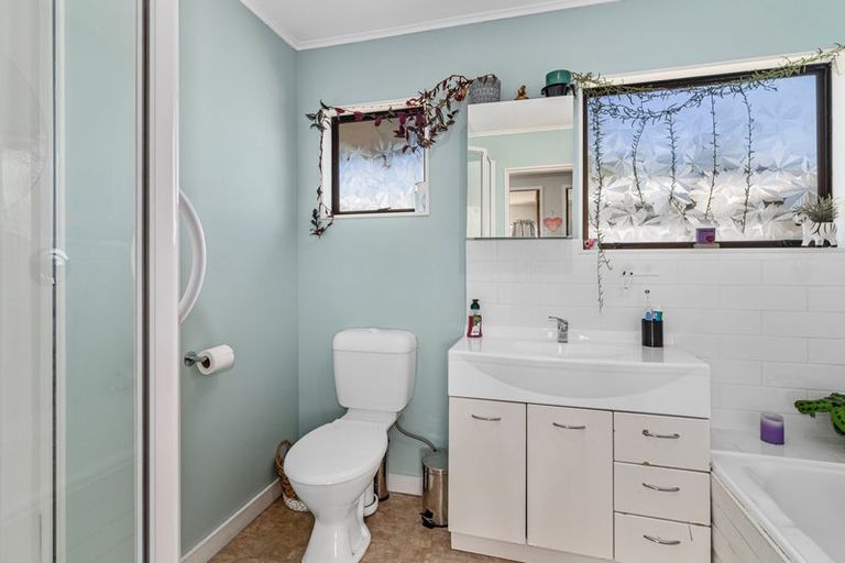 Photo of property in 4a Windlesham Place, Wakefield, 7025