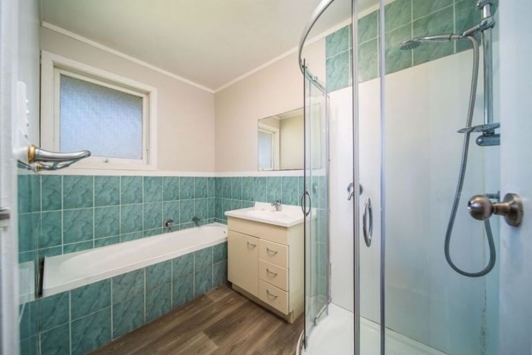 Photo of property in 10 Ben Lora Place, Mangere East, Auckland, 2024