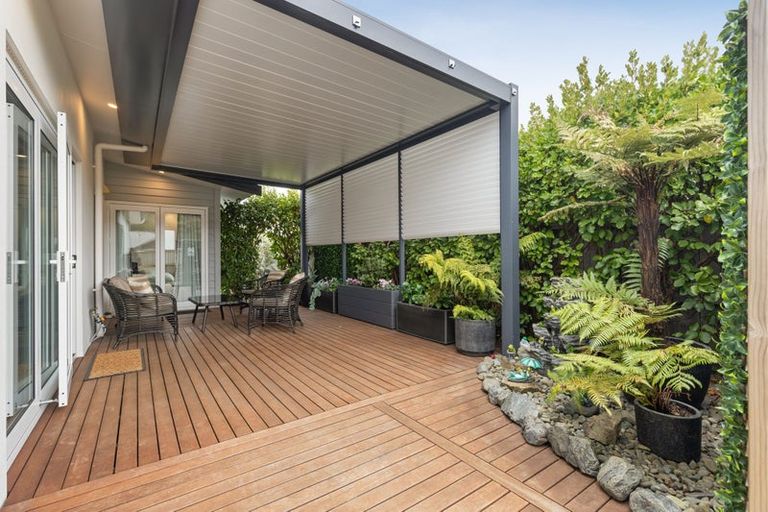 Photo of property in 20 Freedom Drive, Kelvin Grove, Palmerston North, 4414