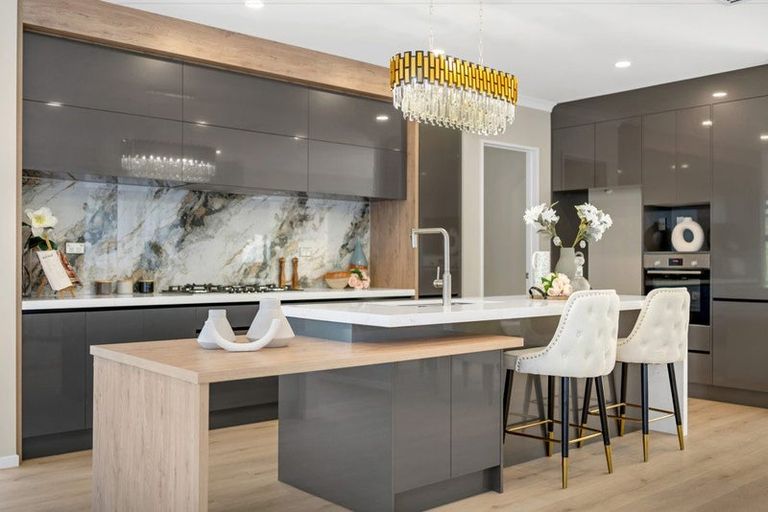 Photo of property in 58 Elevation Street, Flat Bush, Auckland, 2019