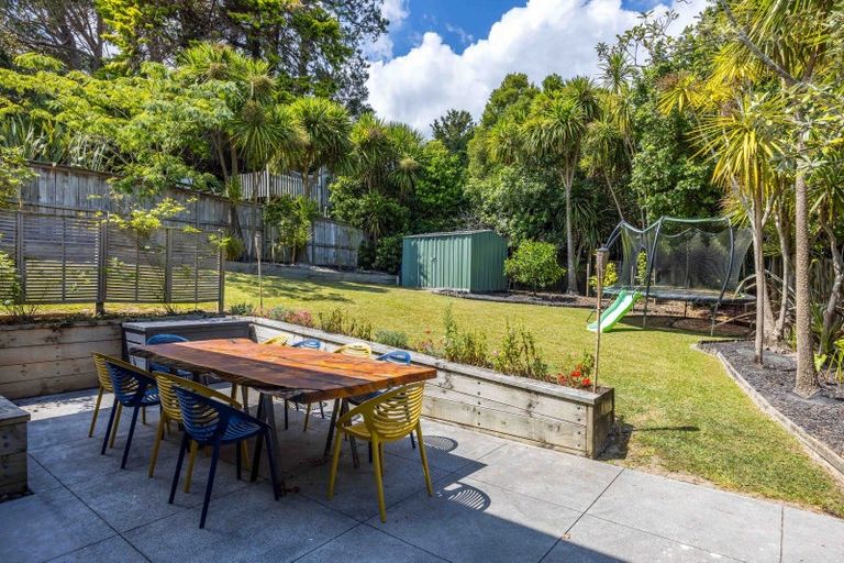 Photo of property in 60 Gatman Street, Birkdale, Auckland, 0626