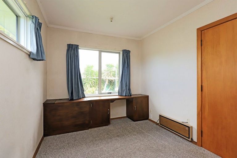 Photo of property in 33 Wycliffe Street, Onekawa, Napier, 4110