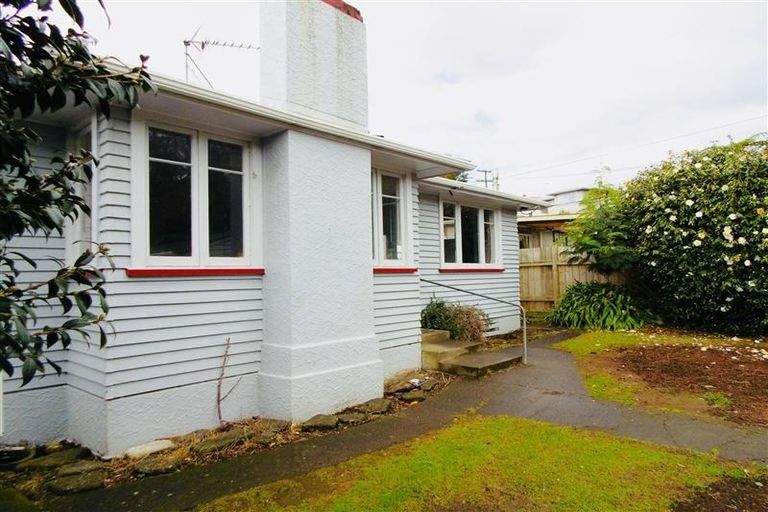 Photo of property in 47 Lorna Street, Lynmouth, New Plymouth, 4310