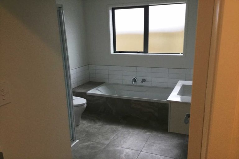 Photo of property in 95 Bert Wall Drive, Omokoroa, 3114