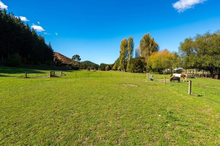 Photo of property in 63 Gibsons Road, Kaituna, Blenheim, 7273