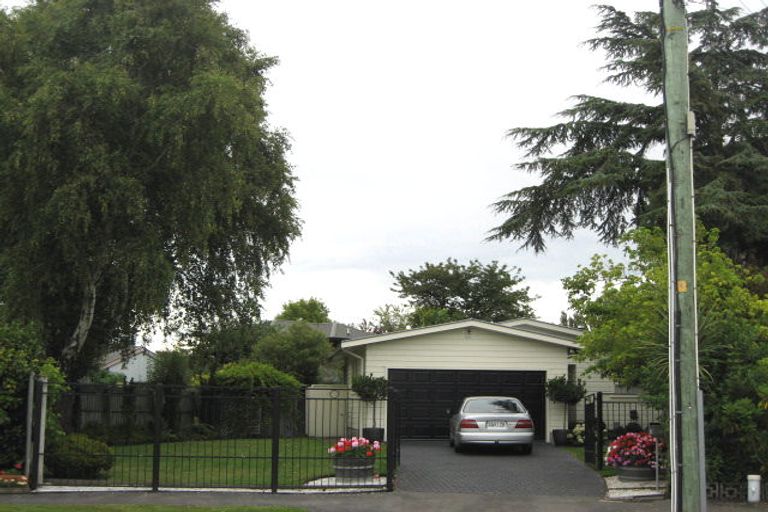 Photo of property in 11 Weir Place, Hoon Hay, Christchurch, 8025