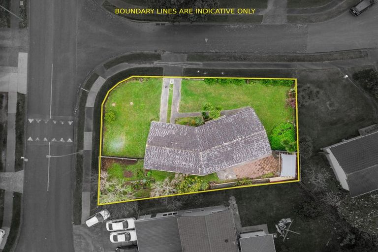 Photo of property in 1 Benmore Place, Manurewa, Auckland, 2102