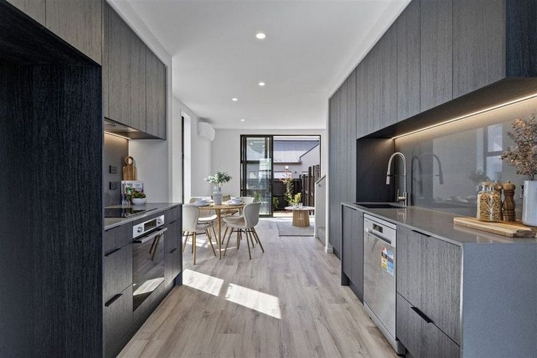 Photo of property in 32a Universal Drive, Henderson, Auckland, 0610