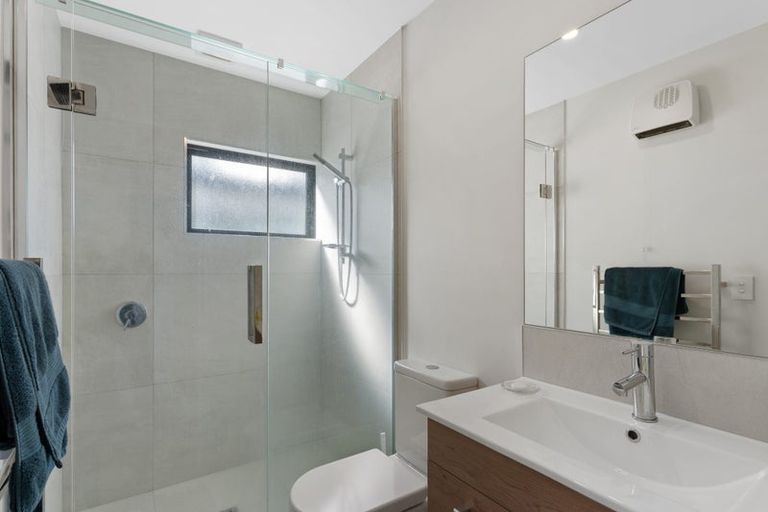 Photo of property in 5/6 Skibbereen Drive, Halswell, Christchurch, 8025