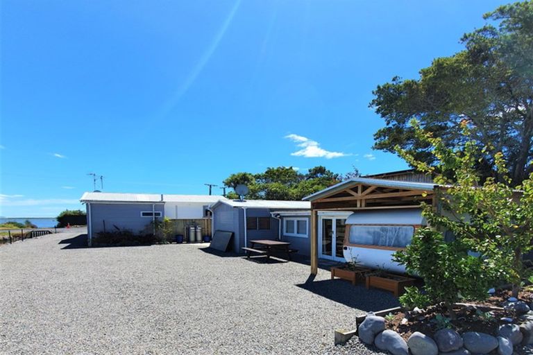 Photo of property in 630 Maketu Road, Maketu, Te Puke, 3189