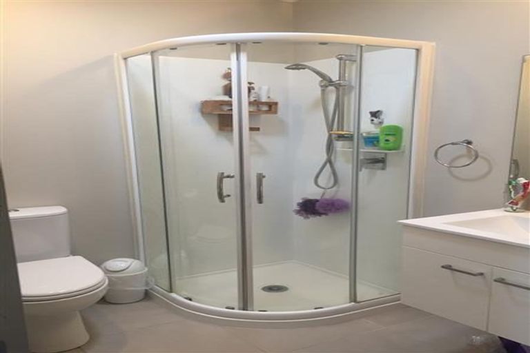 Photo of property in 87 One Tree Point Road, One Tree Point, 0118