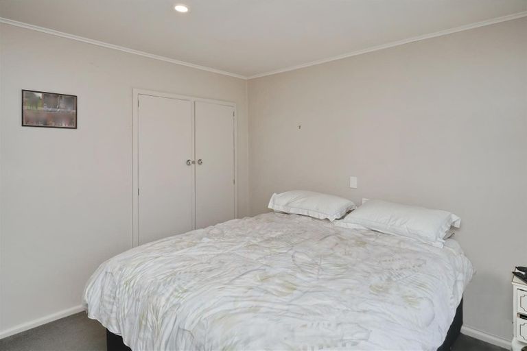 Photo of property in 182 Kendal Avenue, Burnside, Christchurch, 8053