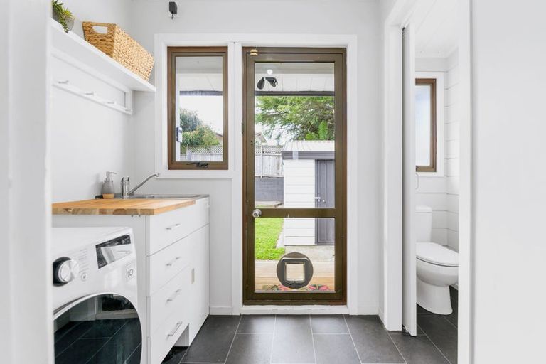 Photo of property in 1 Titoki Place, Pukete, Hamilton, 3200