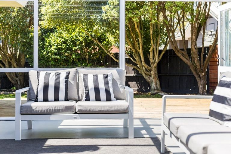 Photo of property in 31 Longitude Place, Whitby, Porirua, 5024