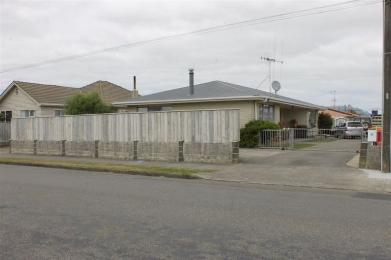 Photo of property in 17 Hadfield Street, Otaki, 5512