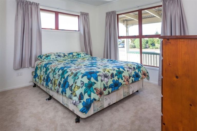 Photo of property in 1 Tudor Grove, Whitianga, 3510