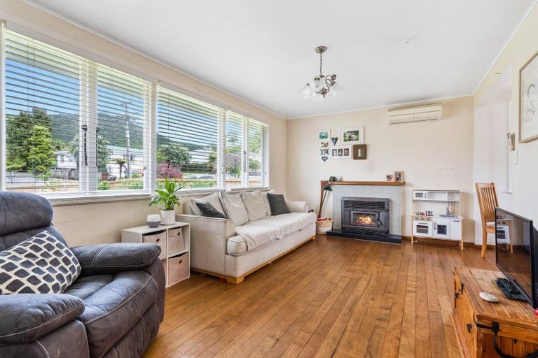 Photo of property in 17 Tuatara Drive, Te Kamo, Whangarei, 0112