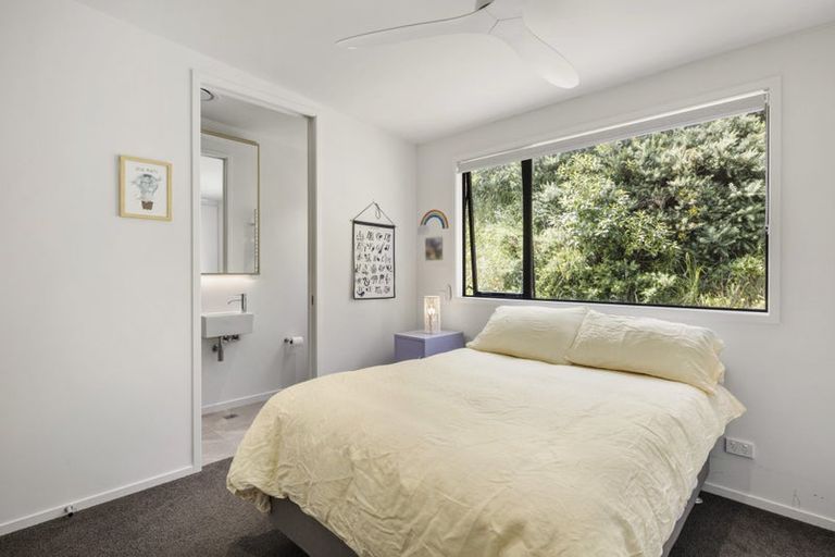 Photo of property in 17 Erica Pabst Way, Island Bay, Wellington, 6023