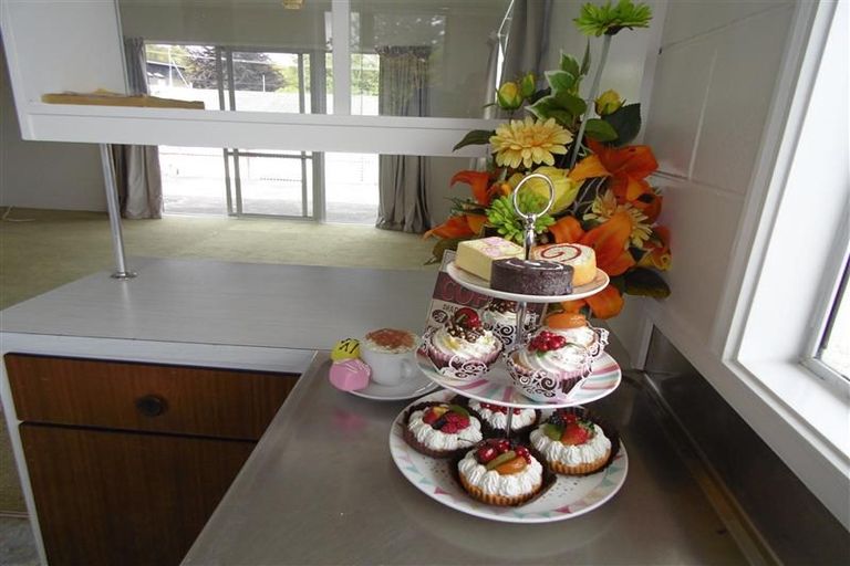 Photo of property in 10d Govett Avenue, Frankleigh Park, New Plymouth, 4310