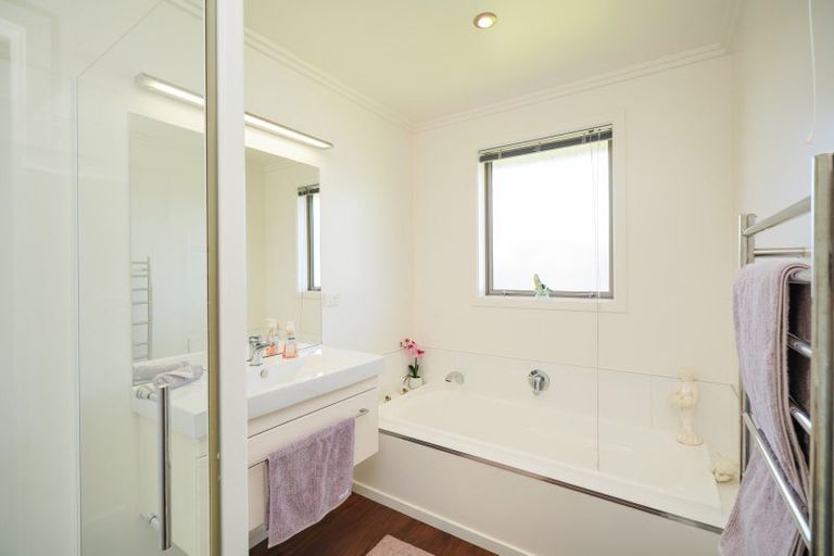 Photo of property in 20 Majestic Chance, Seaward Bush, Invercargill, 9812