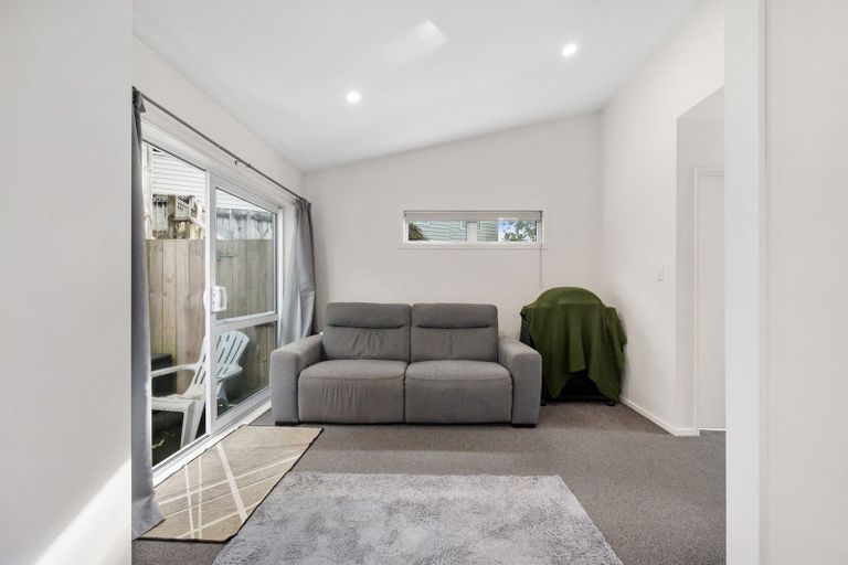 Photo of property in 13/30 John Jennings Drive, Oteha, Auckland, 0632