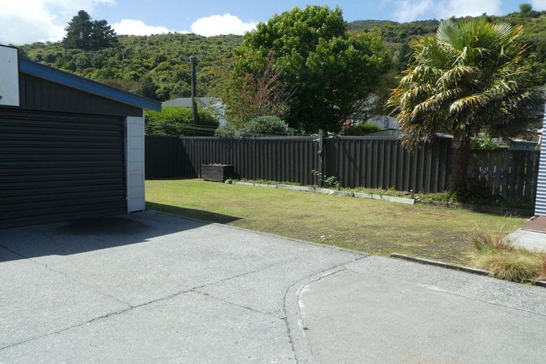 Photo of property in 33 Murray Street, Greymouth, 7805