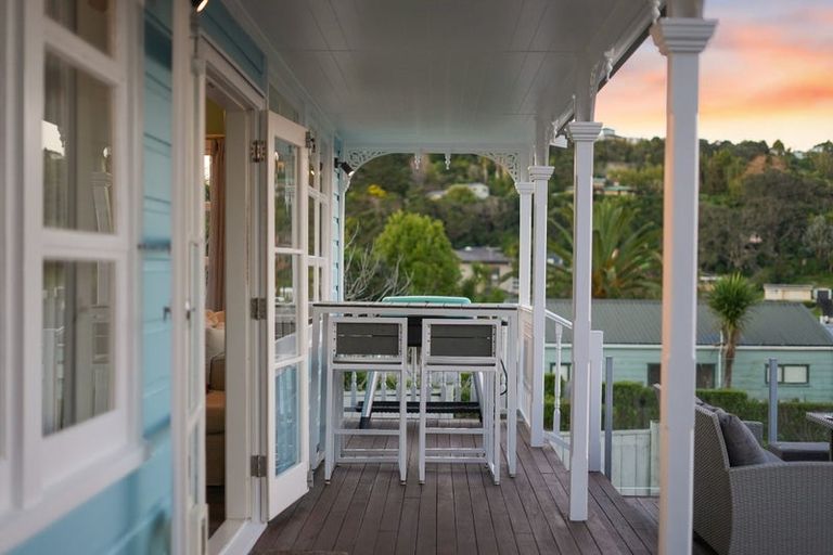 Photo of property in 1047 Whangaparaoa Road, Tindalls Beach, Whangaparaoa, 0930