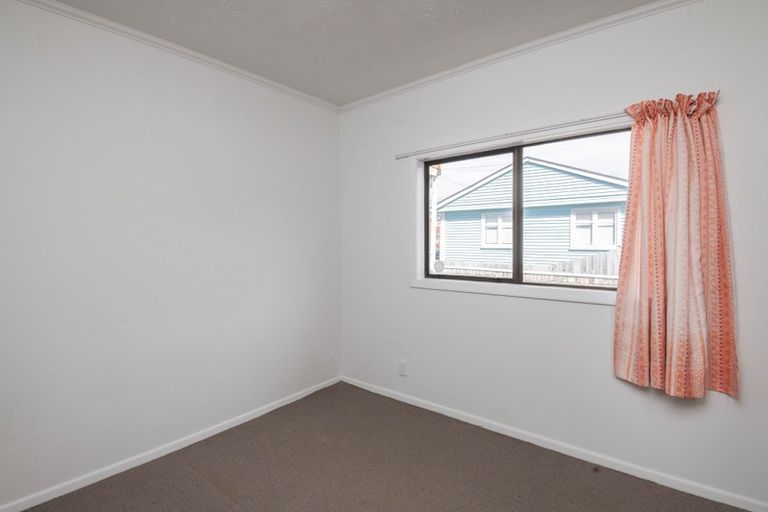 Photo of property in 1/29 Findlay Street, Tawa, Wellington, 5028