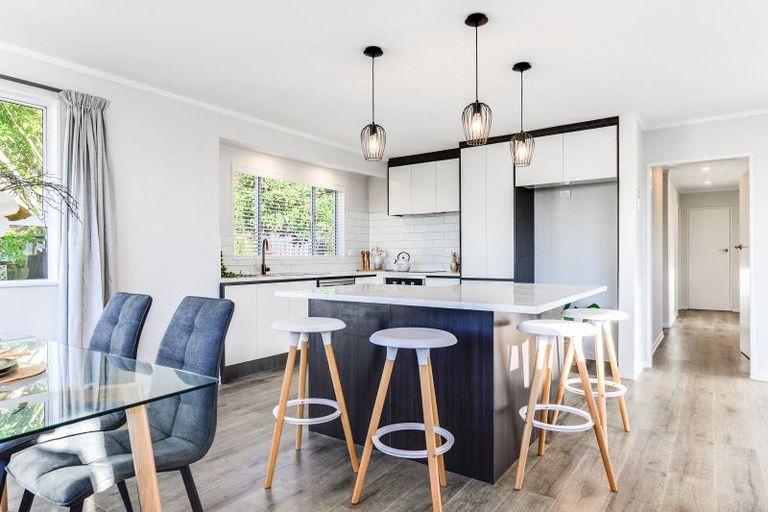 Photo of property in 19 Phoenix Place, Dinsdale, Hamilton, 3204