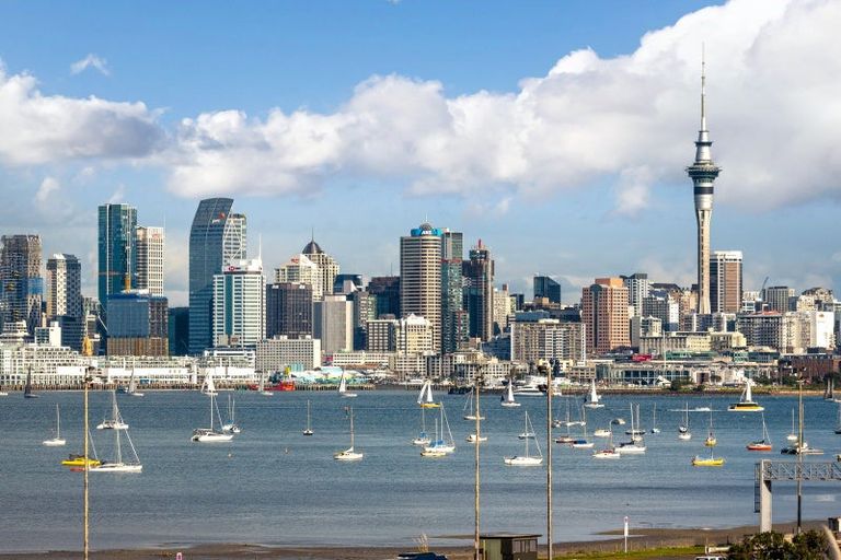 Photo of property in 13 Waimana Avenue, Northcote Point, Auckland, 0627