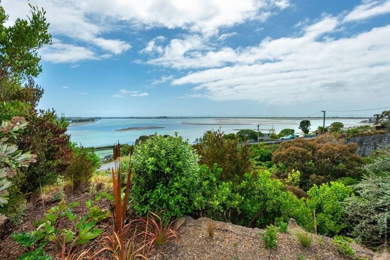 Photo of property in 57 Saint Andrews Hill Road, Mount Pleasant, Christchurch, 8081