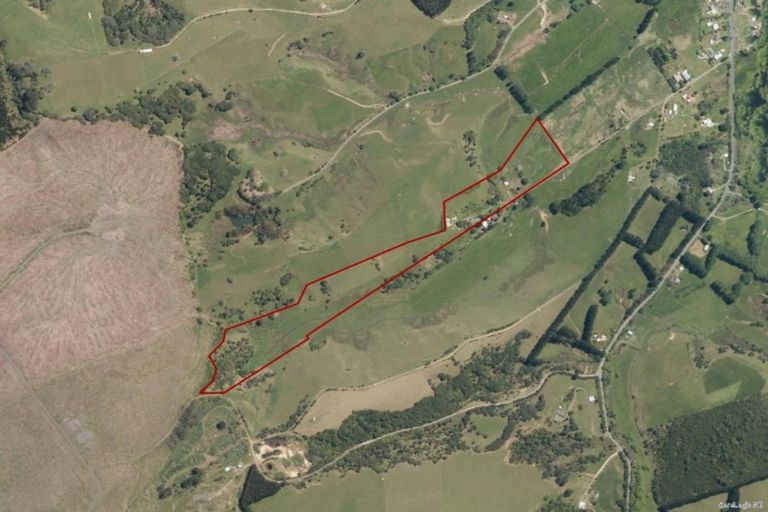 Photo of property in 72 Lyon Road, Waimauku, 0883