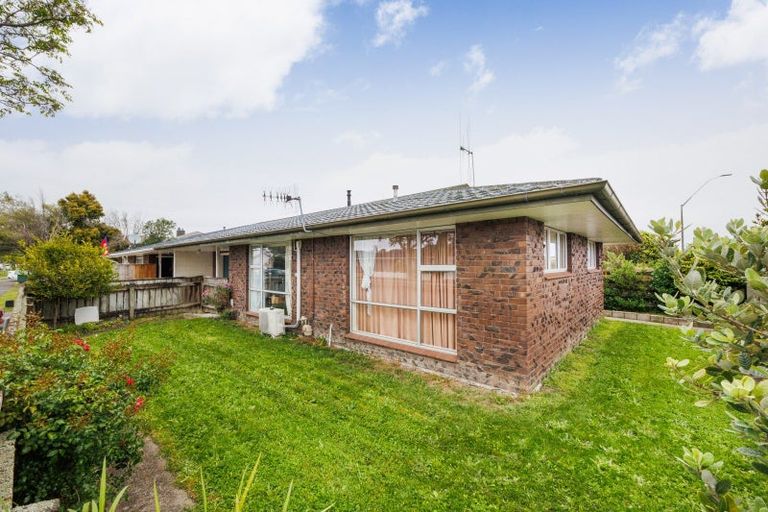 Photo of property in 2 Worcester Street, West End, Palmerston North, 4410