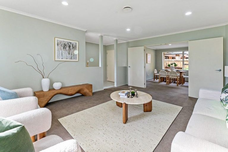 Photo of property in 12 Redcastle Drive, East Tamaki, Auckland, 2013