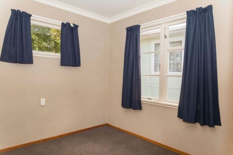 Photo of property in 6 Redfern Street, Dannevirke, 4930