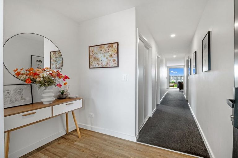 Photo of property in 6 Te Kanawa Lane, Rolleston, 7615