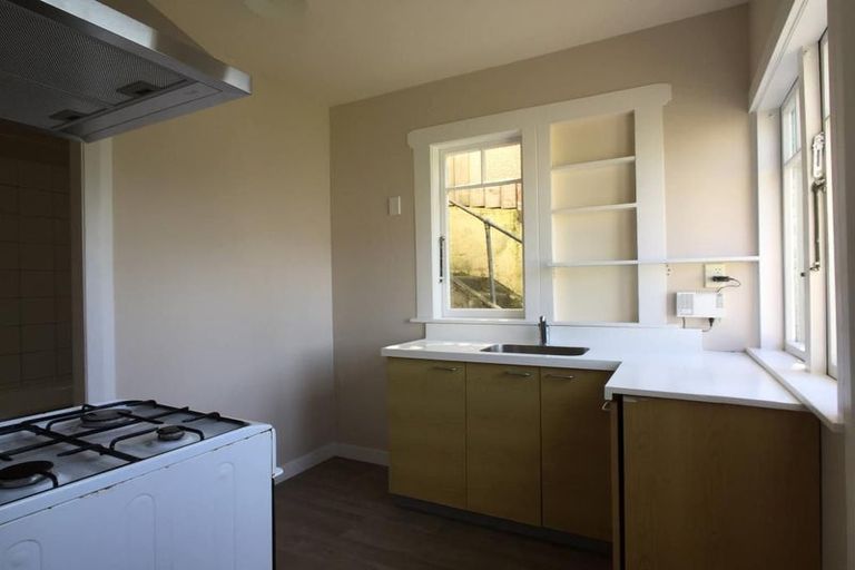 Photo of property in 141 Wallace Street, Mount Cook, Wellington, 6021