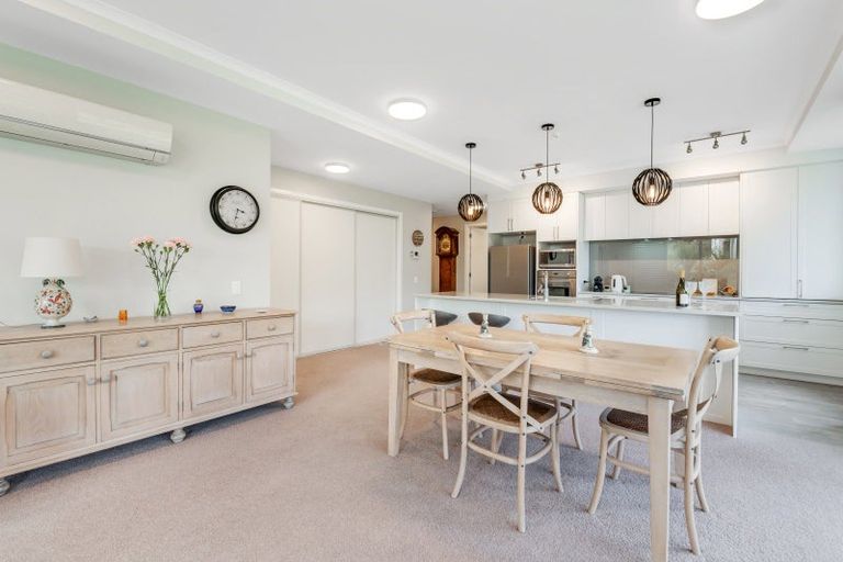 Photo of property in 122 Eaves Bush Parade, Orewa, 0931