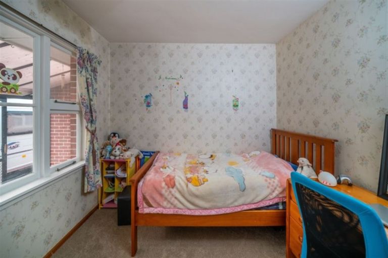 Photo of property in 30 Cranbrook Avenue, Burnside, Christchurch, 8053